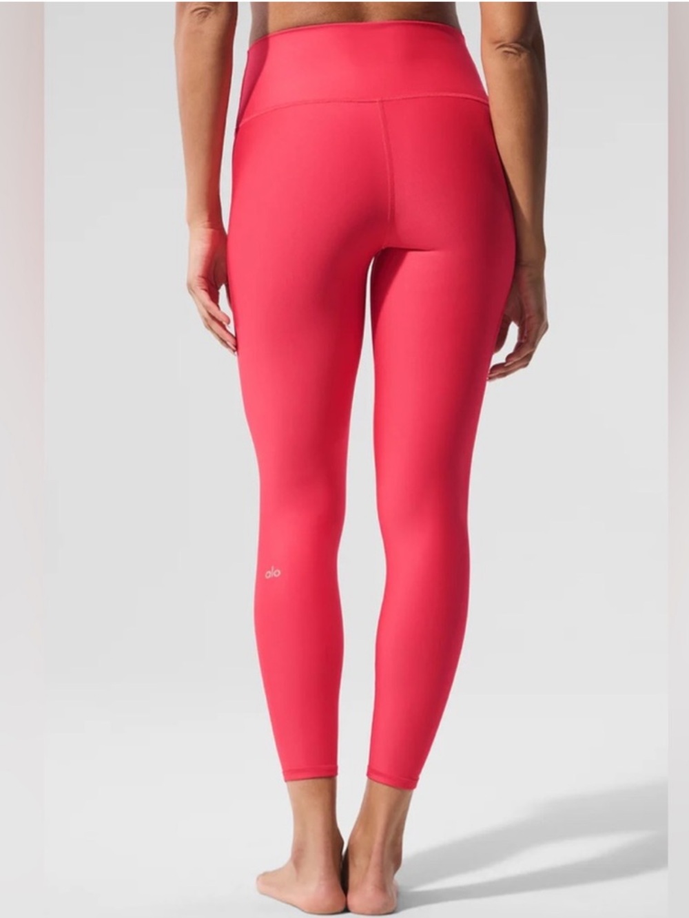 ALO Yoga 7/8 highwaist airlift legging candy red - small